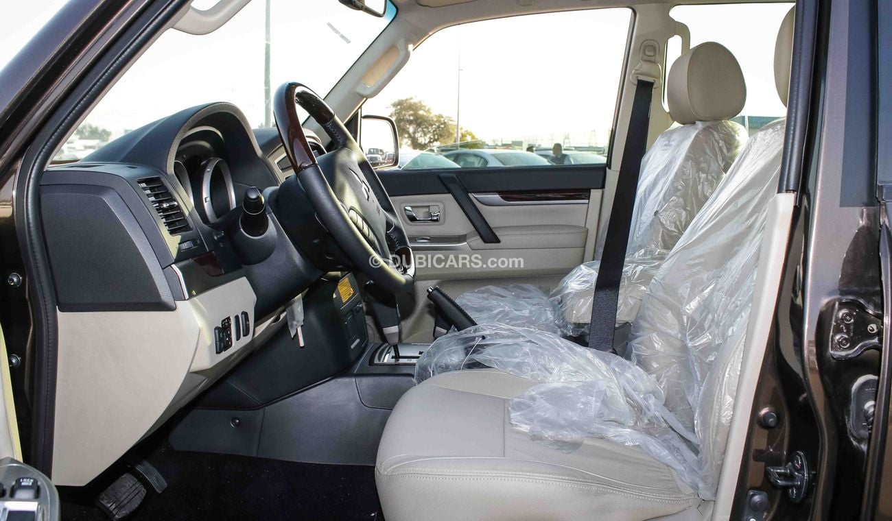 ميتسوبيشي باجيرو GLS V6