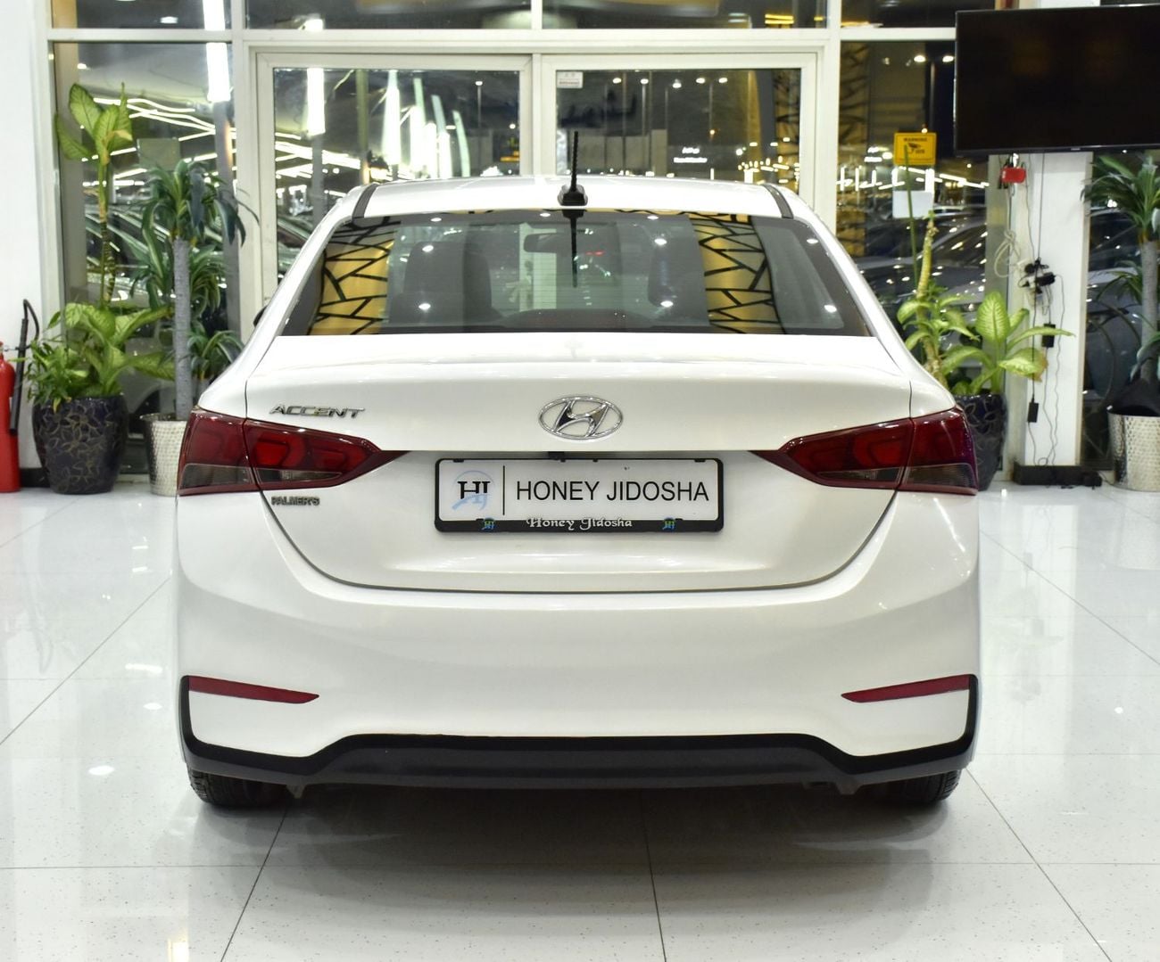 Hyundai Accent EXCELLENT DEAL for our Hyundai Accent ( 2022 Model ) in White Color American Specs