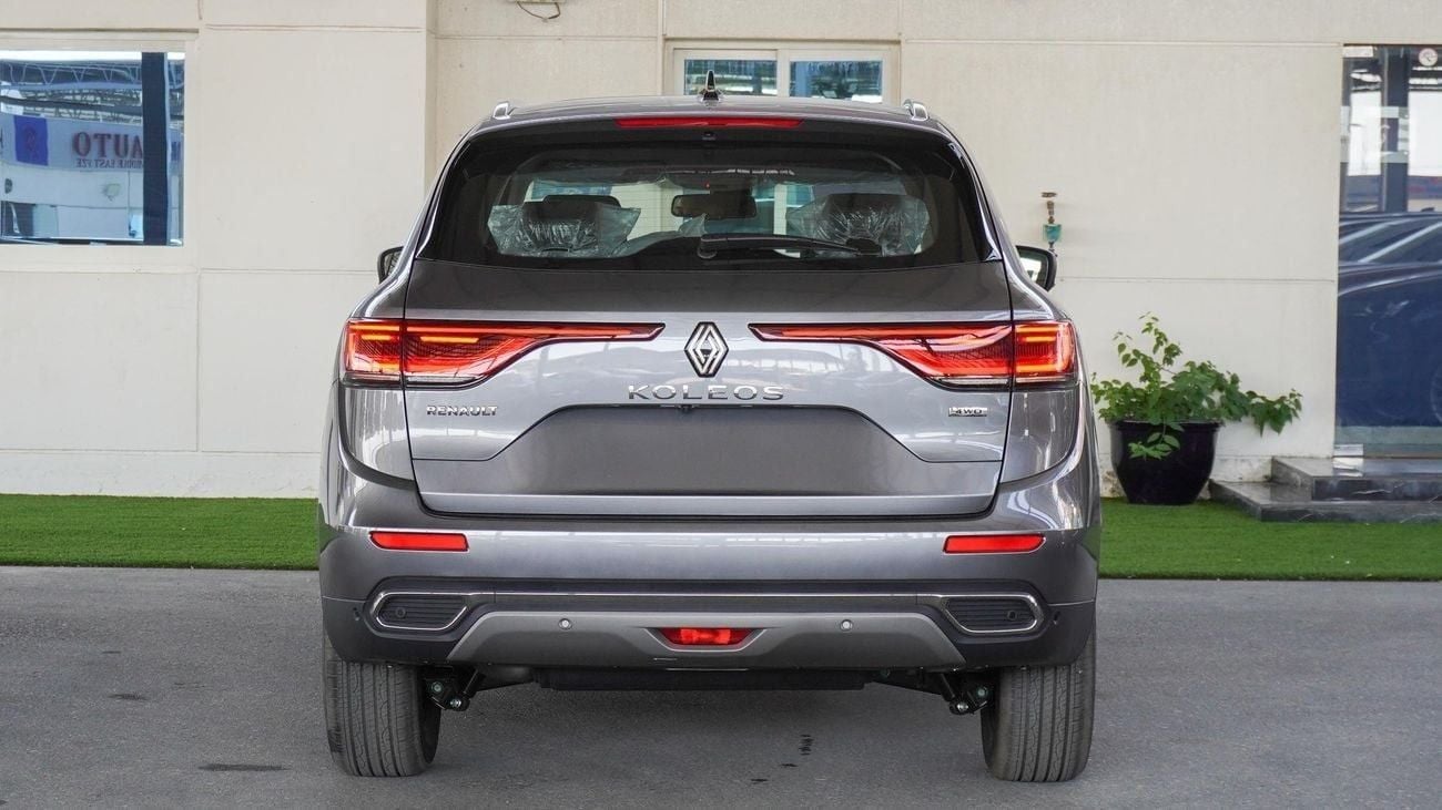 Renault Koleos 4WD  2.5L For local registration Plus 10%