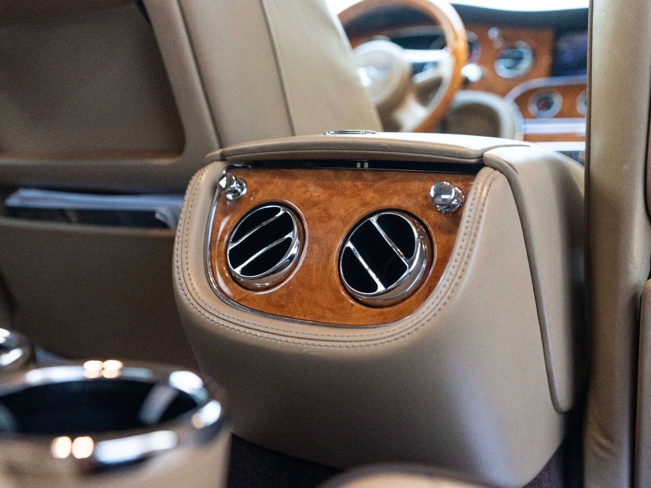 بنتلي مولسان Standard