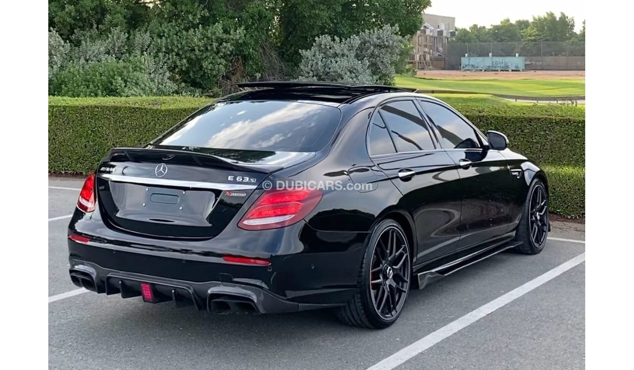 مرسيدس بنز E 63 AMG مرسيدس بنز E63s AMG خليجي 2017 بحالة الوكاله