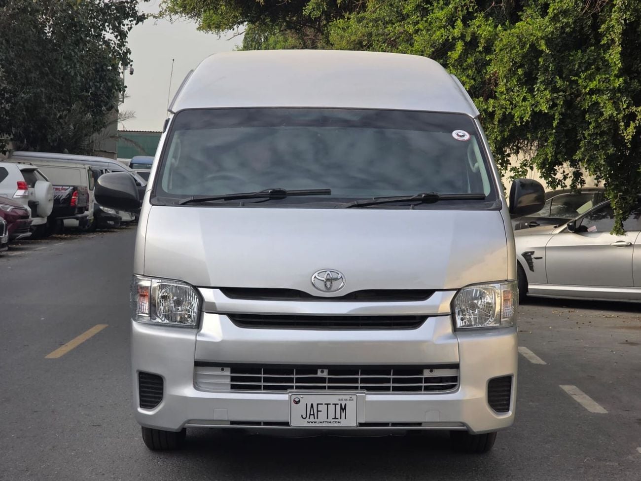 Toyota Hiace 2016 | 2.7L PETROL | AT | RHD | 14 SEATERS | GOOD CONDITION