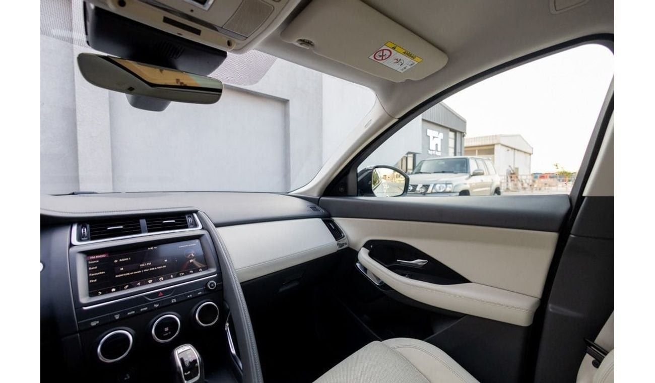 Jaguar E Pace SE P200 2.0L Jaguar E-pace P-200 S 2019 GCC under Warranty with Flexible Down-Payment.