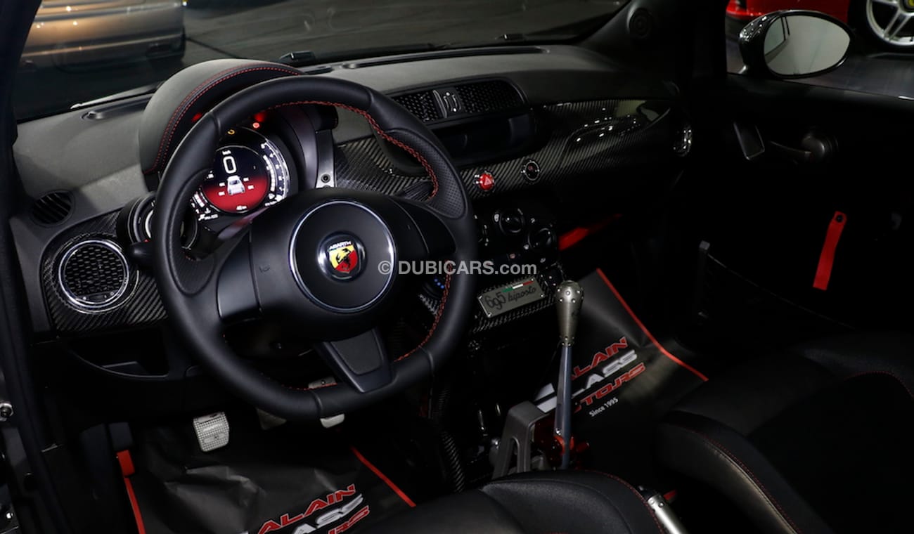 أبارث 500 695 Biposto