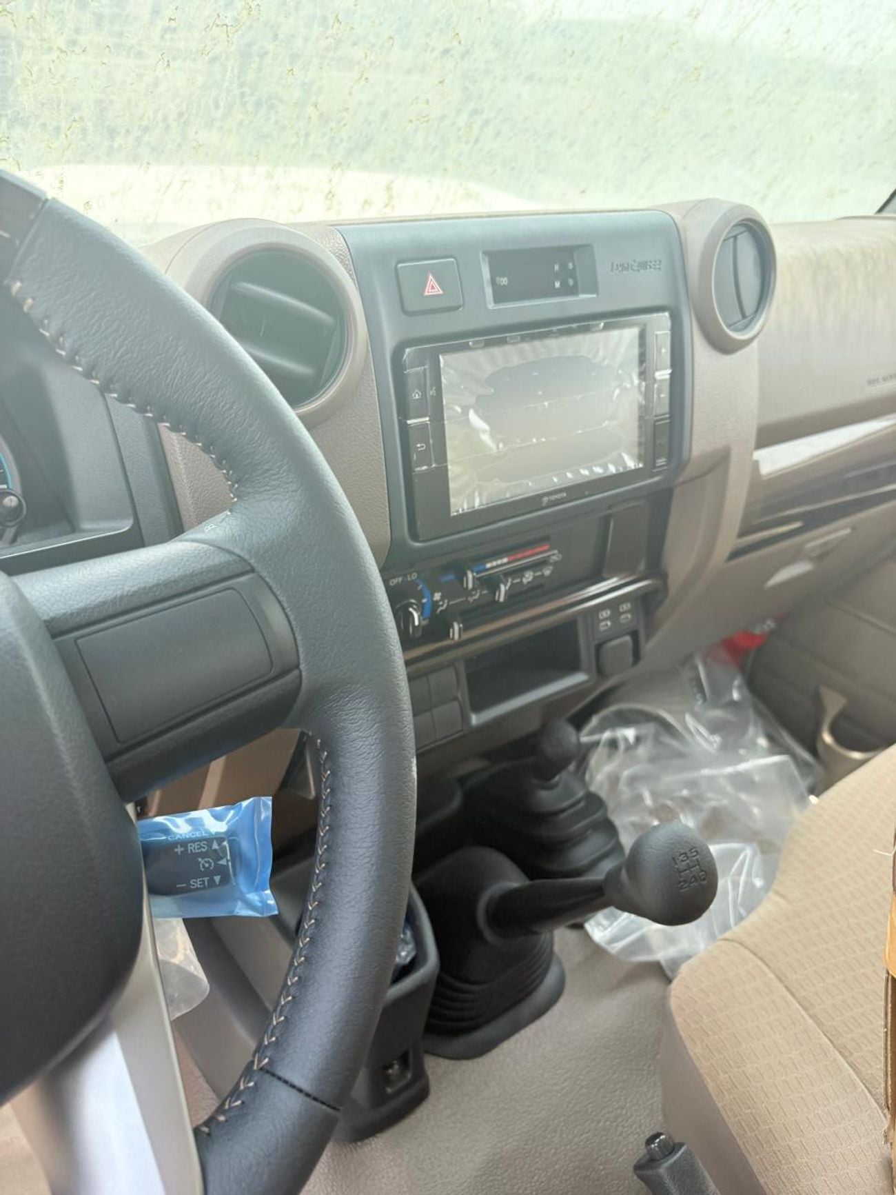 Toyota Land Cruiser 70 LC79 LX