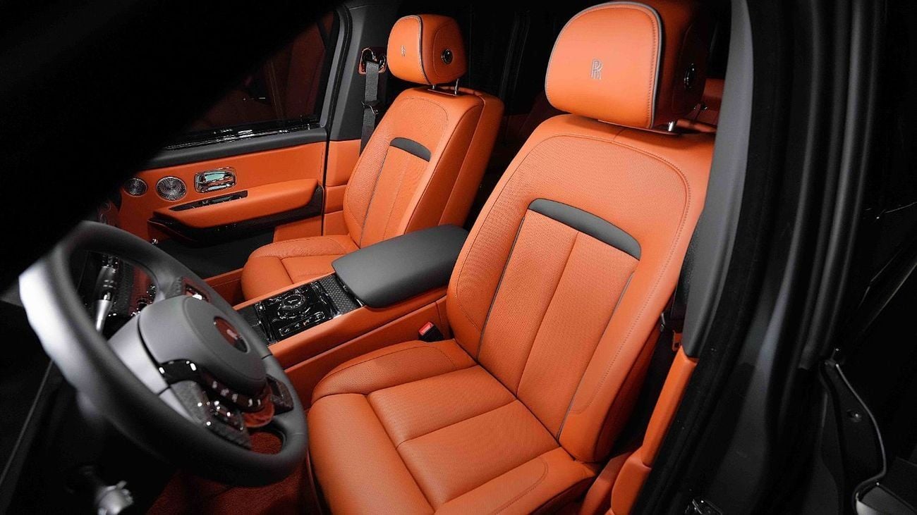 رولز رويس أونيكس كولينان | NEGOTIABLE PRICE | BLACK BADGE | NEW | 2023 | V12 | 593 HP | 3-YEAR WARRANTY AND SERVICE