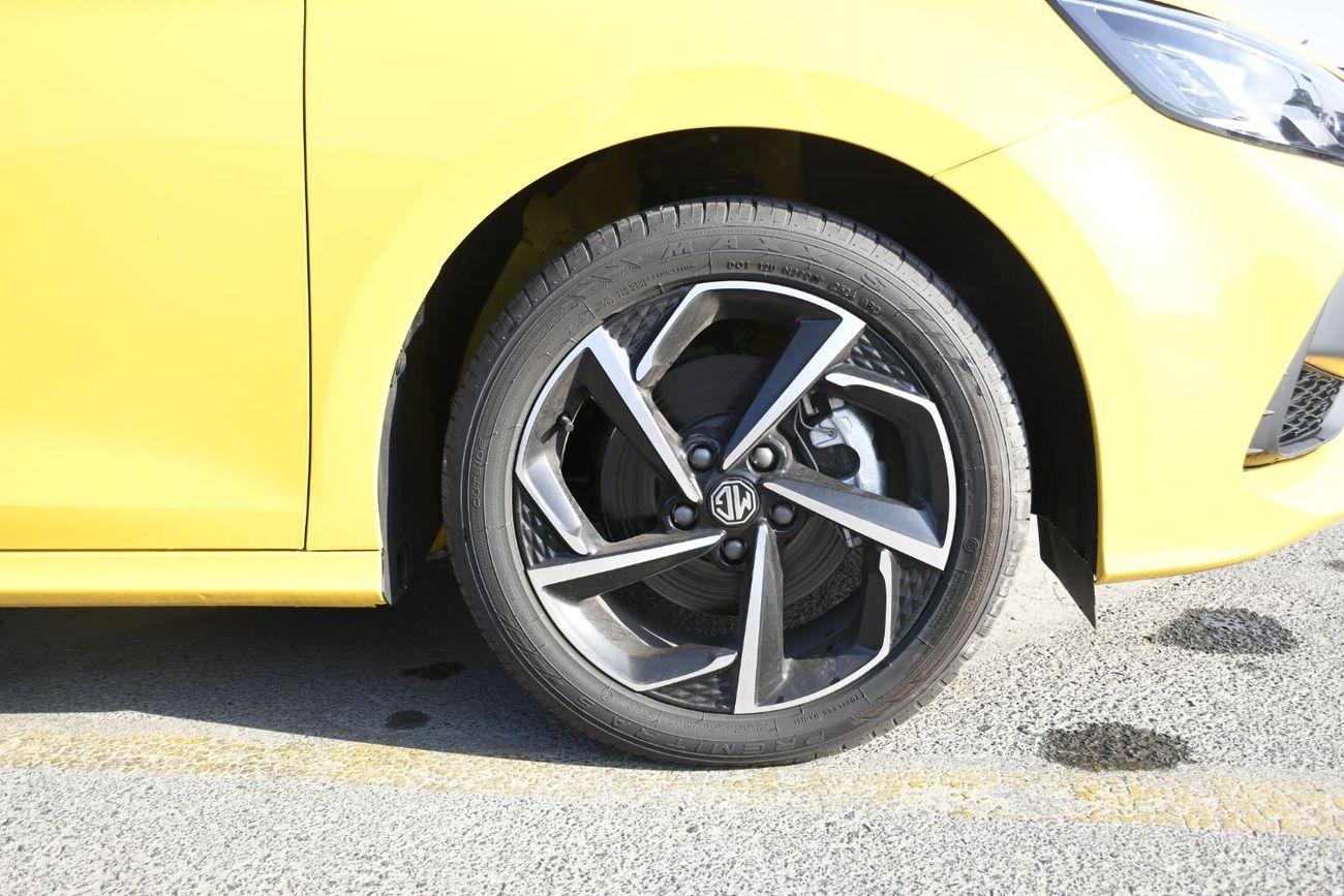 أم جي GT 1.5L Turbo Petrol Full option ( Ready Stock ) (UAE Possible)