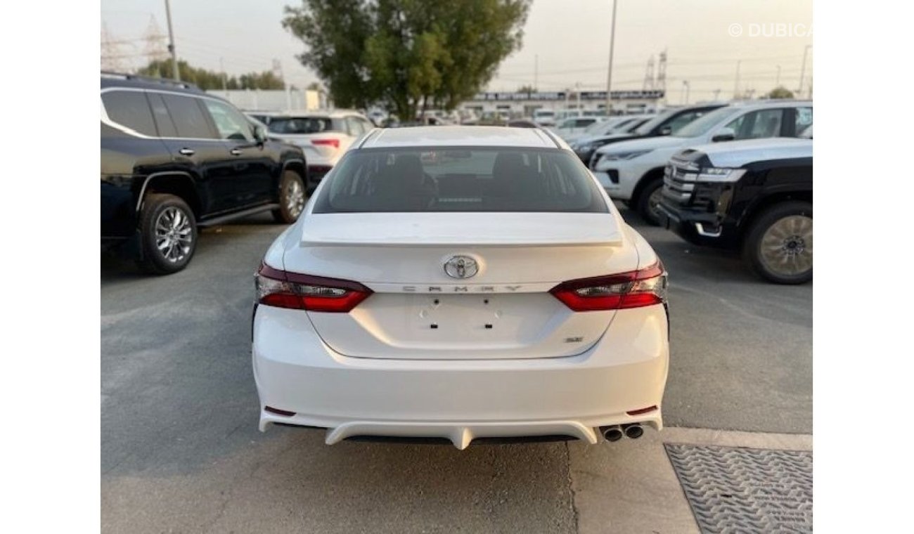 تويوتا كامري Toyota Camry 2.5L SE Full option with Radar 2022