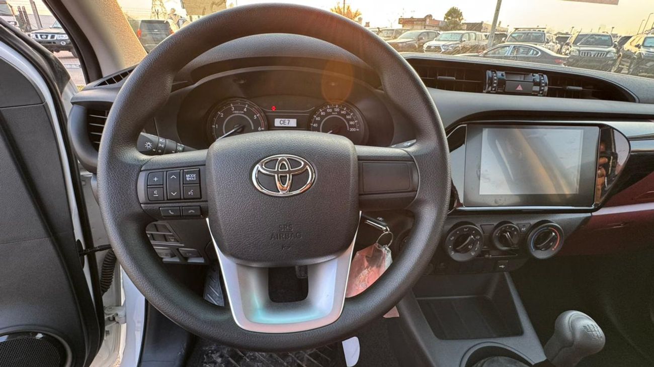 Toyota Hilux GL 2 2.4L AWD