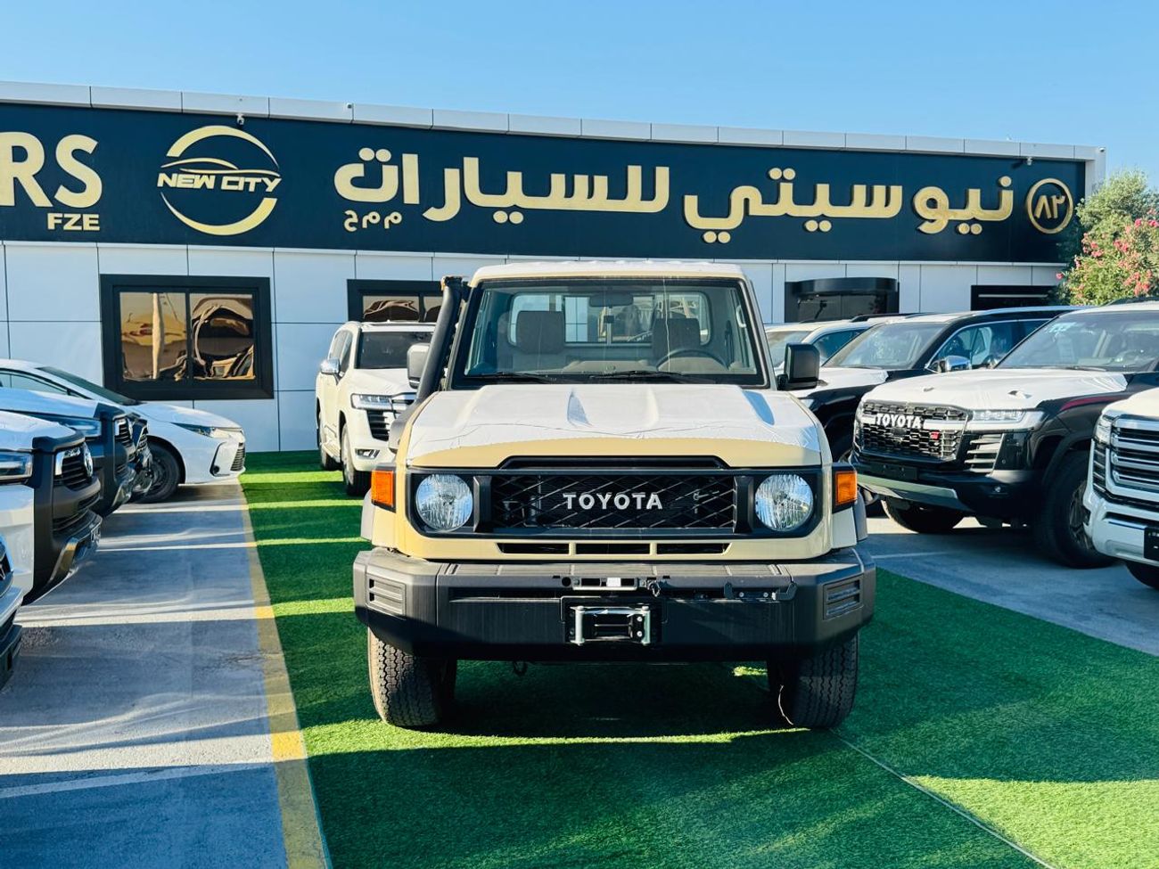 تويوتا لاند كروزر 70 TOYOTA LAND CRUISER (70 SERIES) LC79 2025 MANUAL