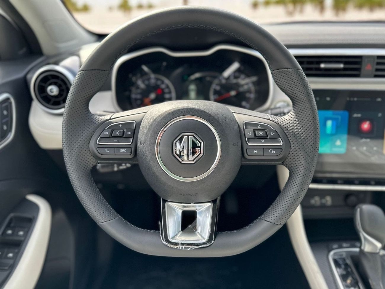 MG ZS MG ZS 1.5L (LUXURY) - 2025 MODEL SILVER COLOR