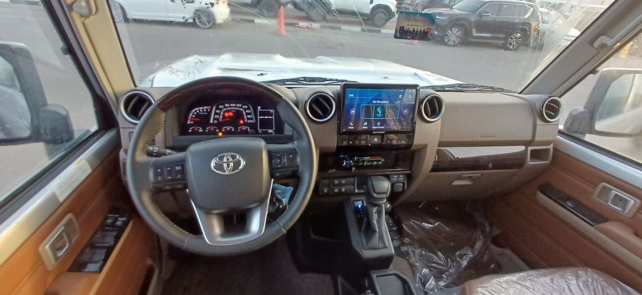 Toyota Land Cruiser 70 HT VXR