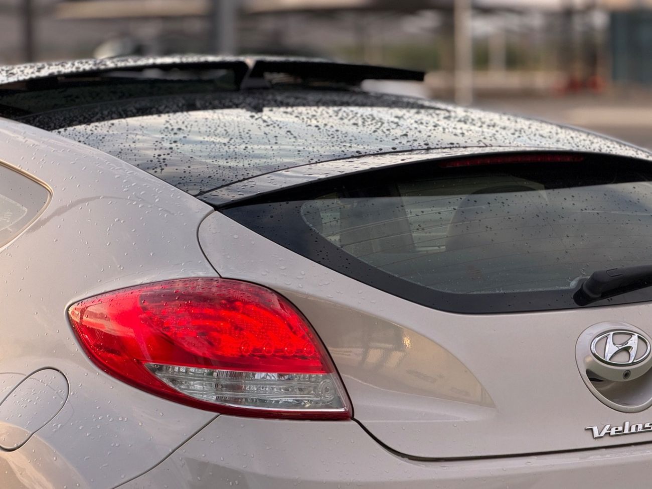 Hyundai Veloster GLS 1.6L Hyundai Veloster GLS Top 1.6L / 2016 / GCC / Free Accident Clean/ Original paint