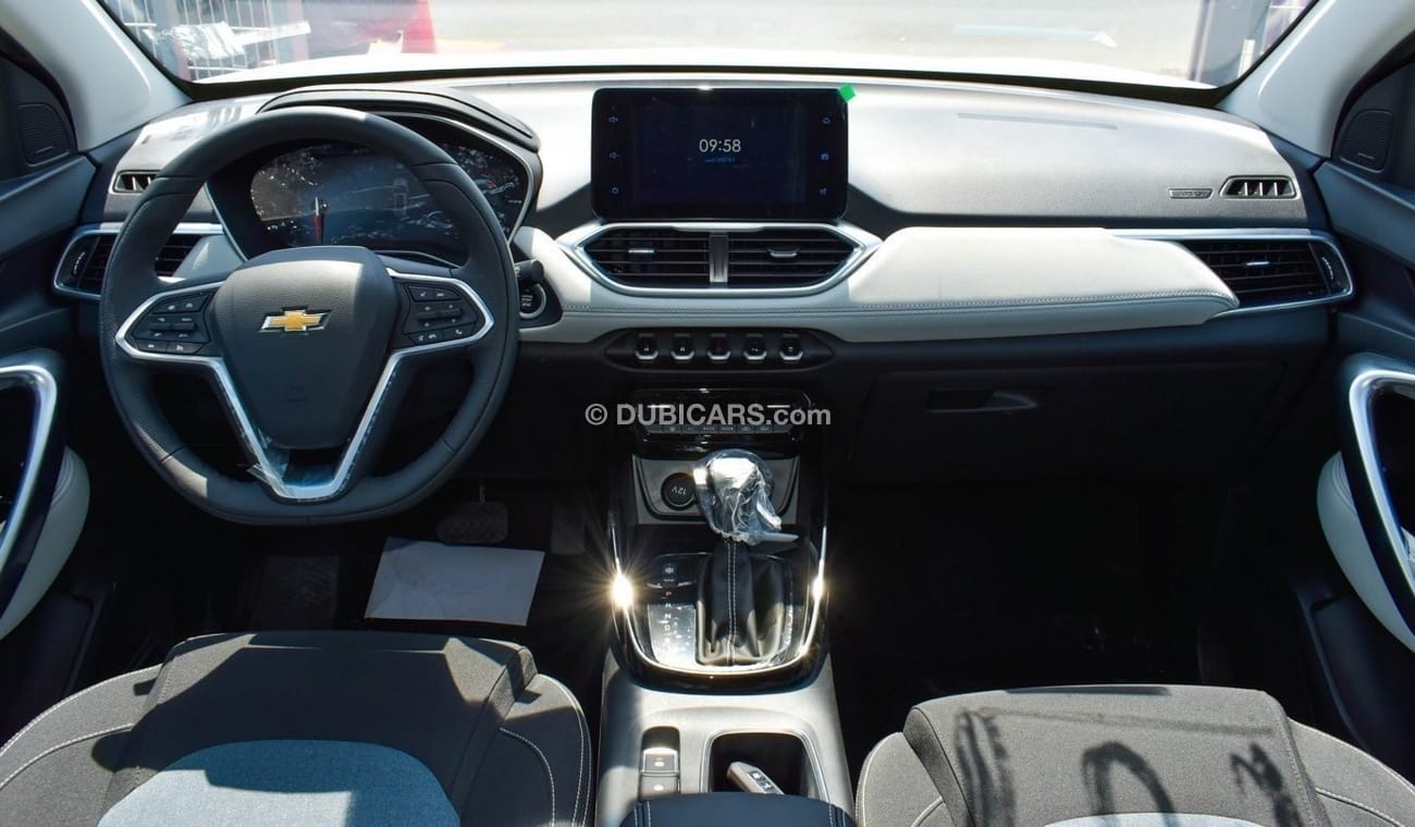 Chevrolet Captiva Black/black 1.5L ⛽ petrol SUV FWD 7 Seats with sun roof