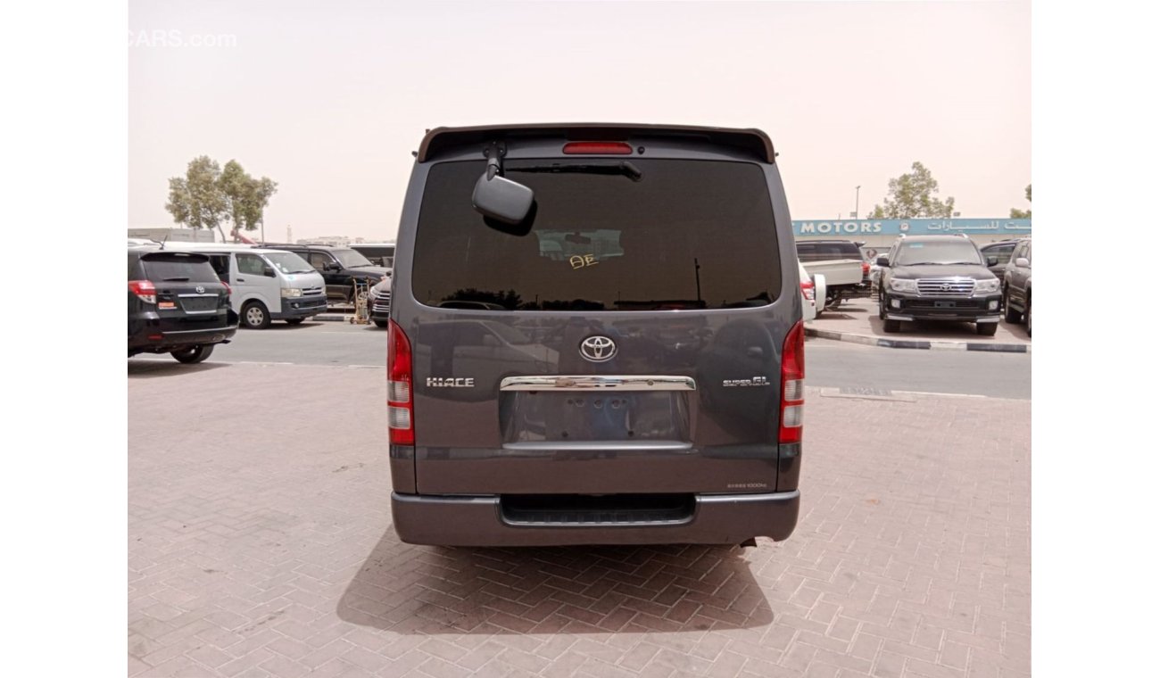 تويوتا هاياس TOYOTA HIACE VAN RIGHT HAND DRIVE (PM1384)