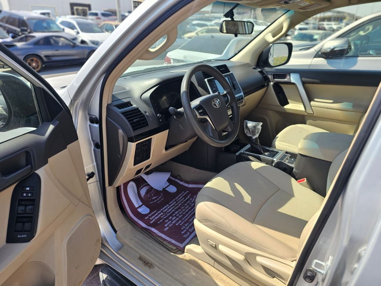 Toyota Prado TX-L 2022MODEL 2.7 v4 petrol Engine Colour sliver Transmission Automatic Interior Beige Leather seats 7se
