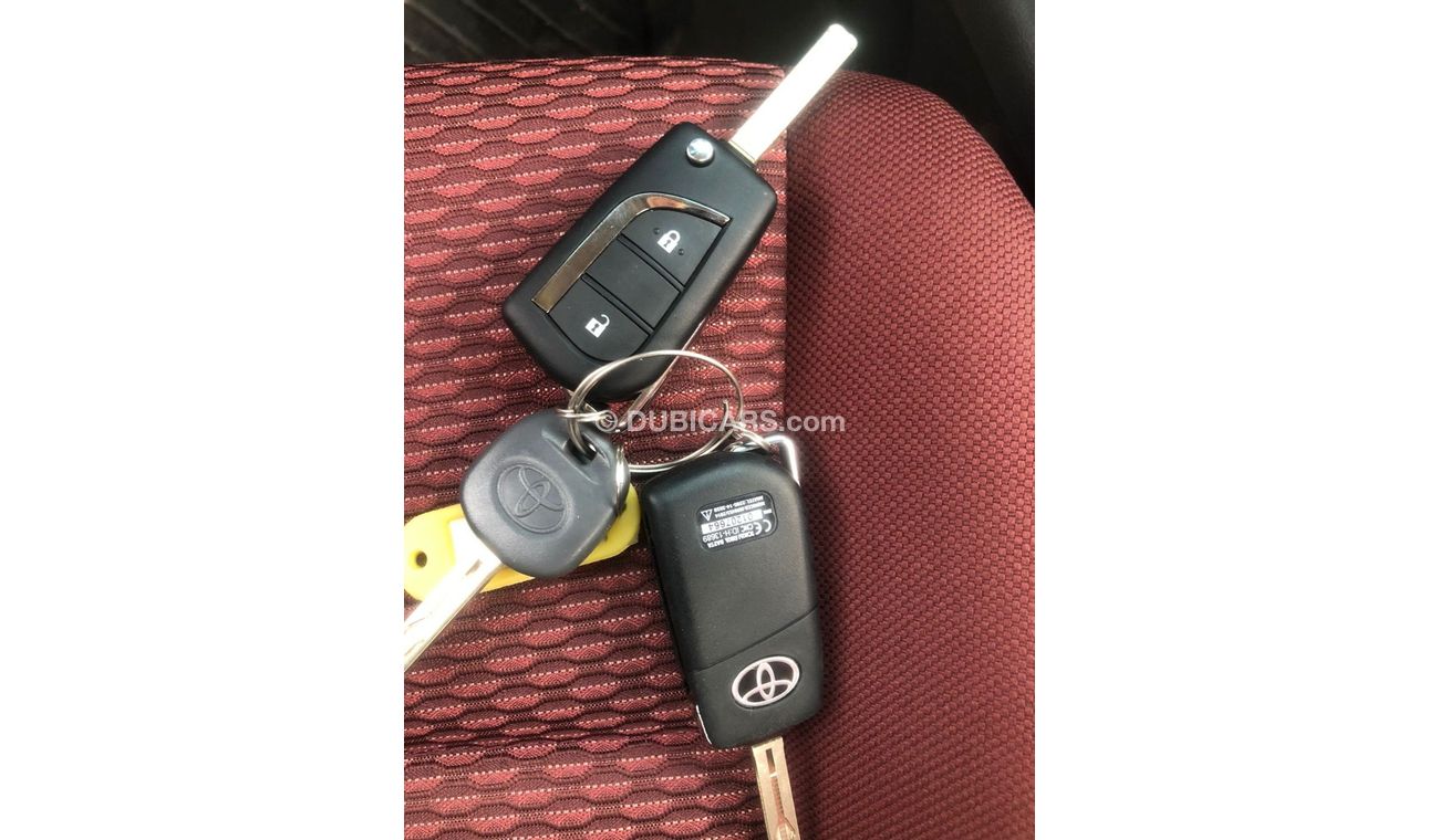 Toyota Hilux TOYOTA_HILUX_2.7L_SINGLE_CAB_2023