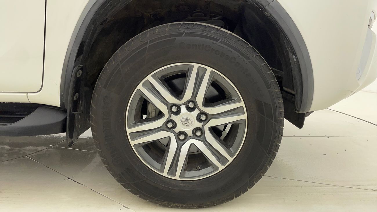 تويوتا فورتونر EXR 2.7 | بدون دفعة مقدمة | اختبار القيادة في المنزل