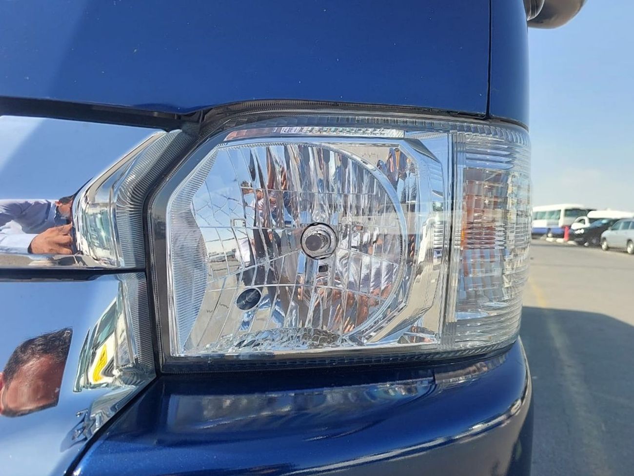 تويوتا هاياس TOYOTA HIACE VAN RHD 2015 MODEL 3.0 L DIESEL AUTOMATIC(PM16253)