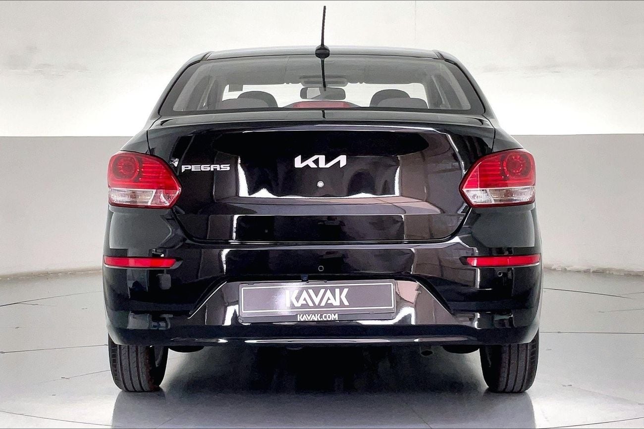 ميتسوبيشي اتراج GLX Mid | ضمان مجاني لمدة عام | 0 دفعة أولى