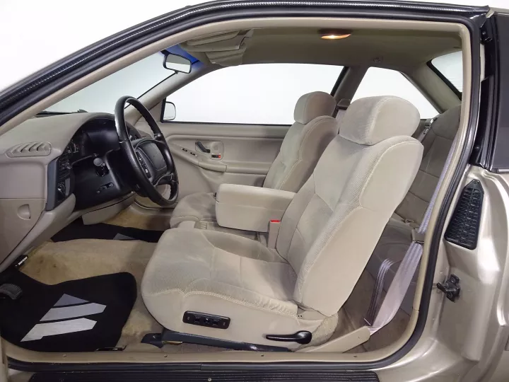 Buick Skylark interior - Seats