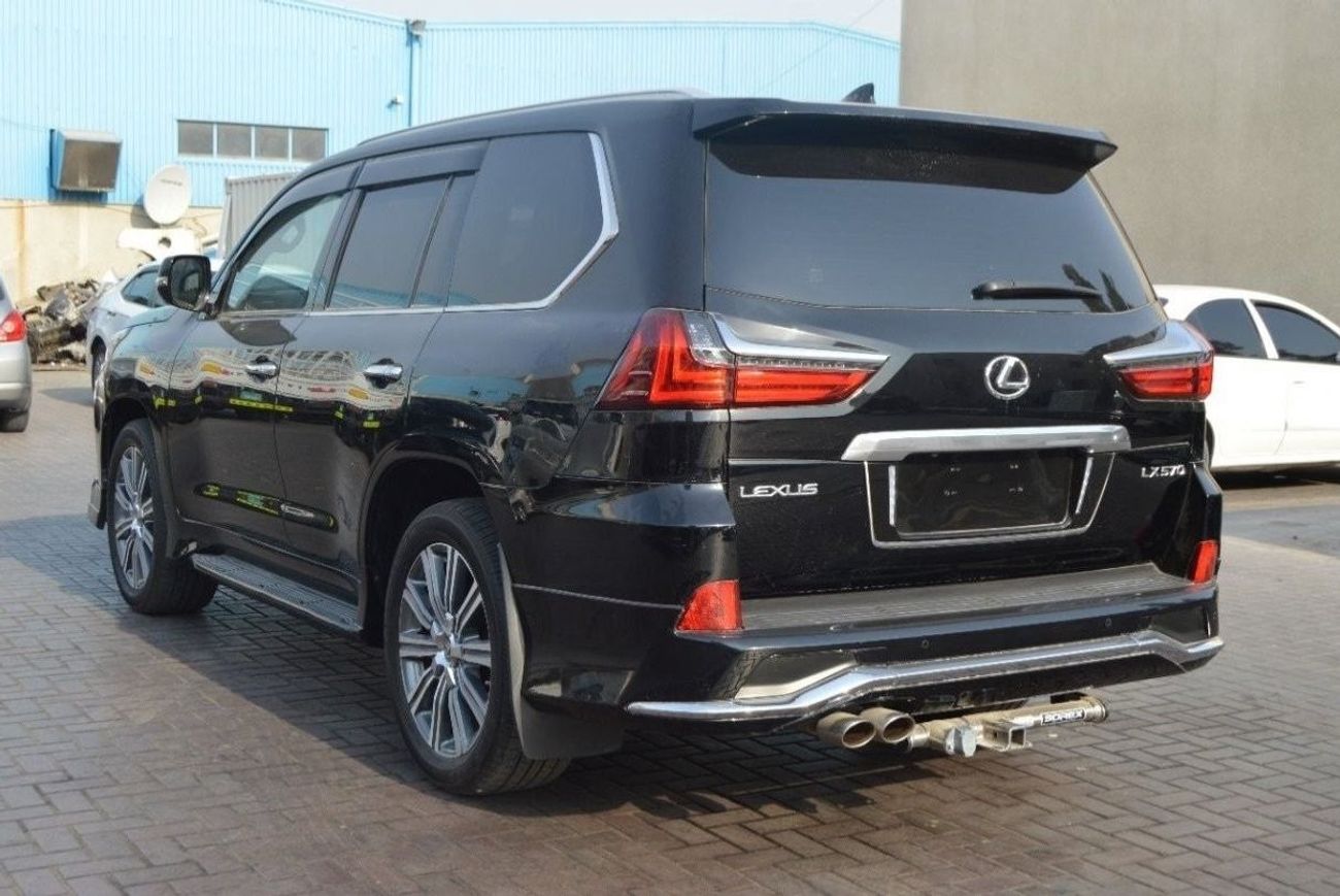لكزس LX 570 Full option clean car