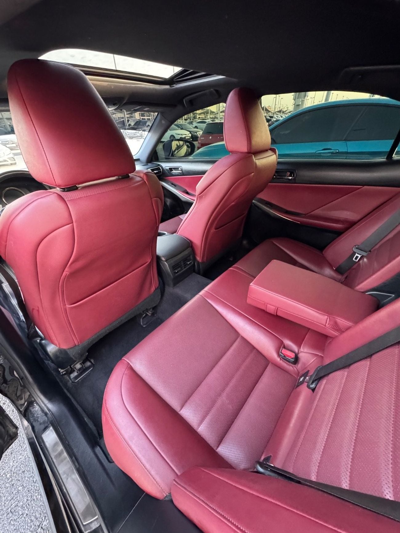 لكزس IS 250 F Sport 2.5L