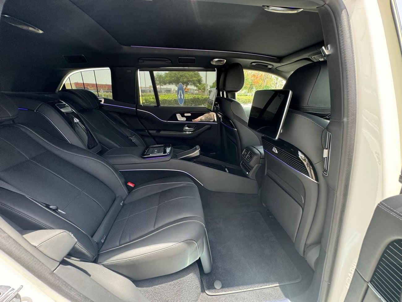 مرسيدس مايباخ gls600 مايباخ FULL OPTION MAYBACH GLS 600 2024