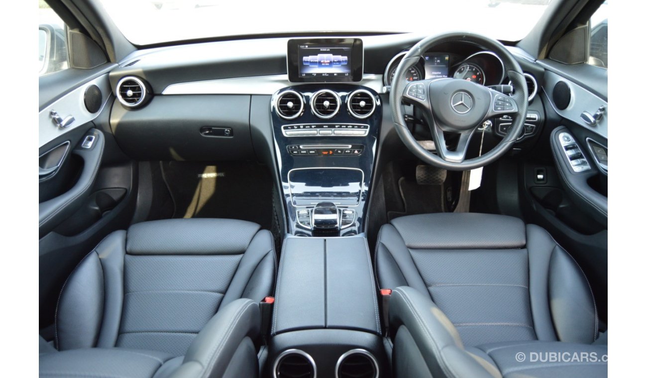 Mercedes-Benz C 200 Full option clean car