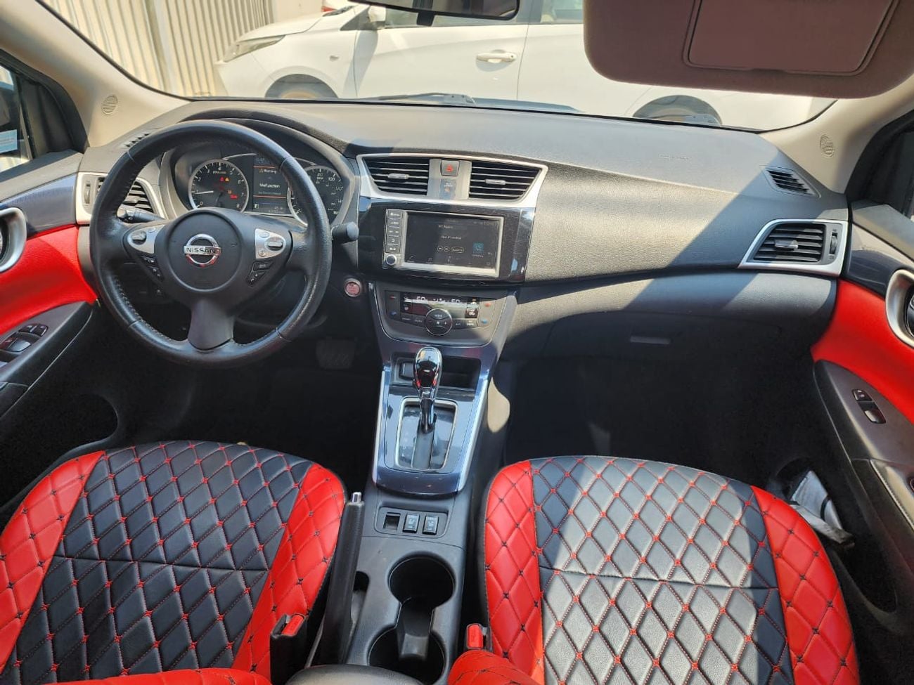 نيسان سنترا SR