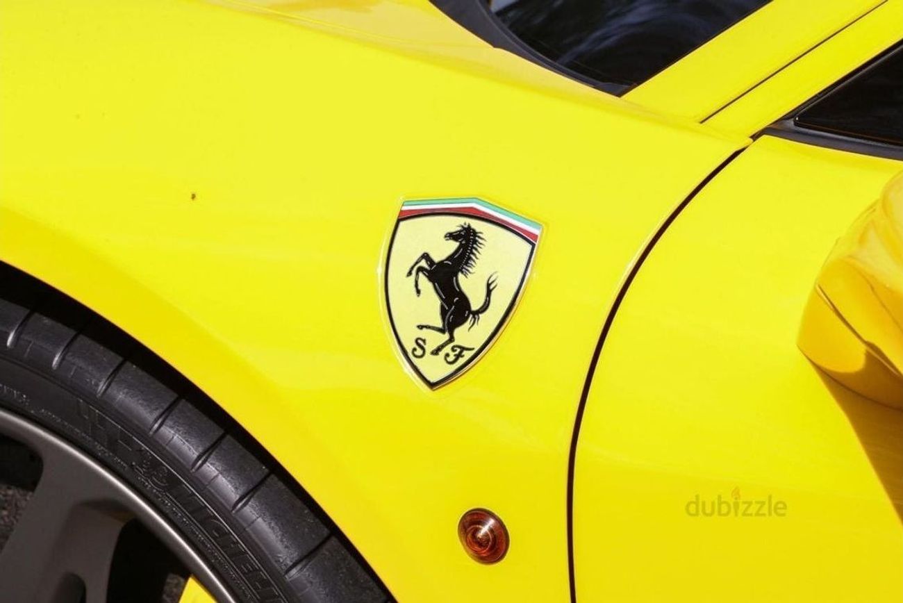 فيراري 458 Std 4.5L GCC SPEC NEAT AND CLEAN