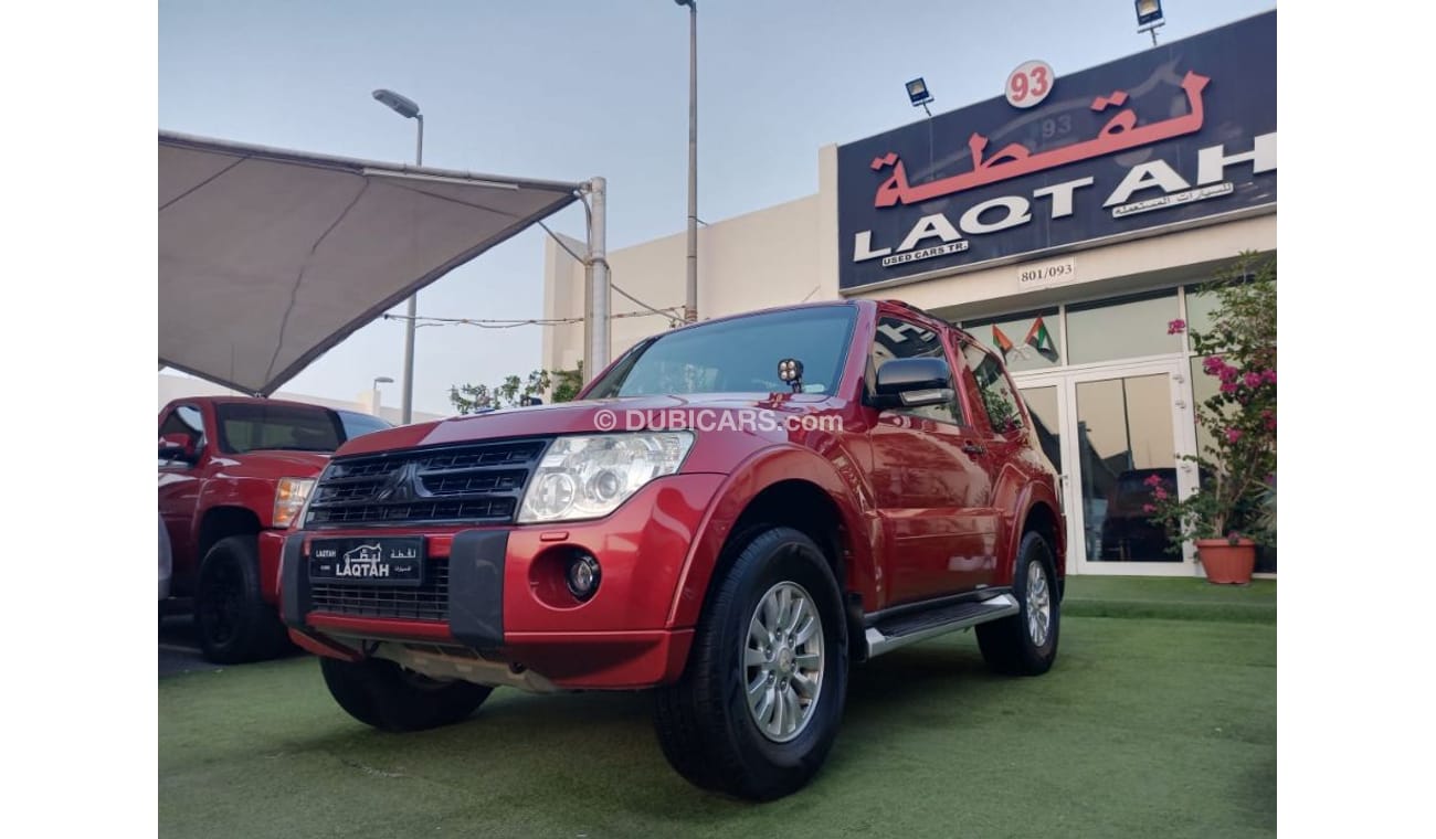 ميتسوبيشي باجيرو بينين متسوبيشي  باجيرو خليجي 2010صبغ وكاله  كاميرا مراقبة رنجات ومثبت سرعه لاتحتاج الي مصاريف