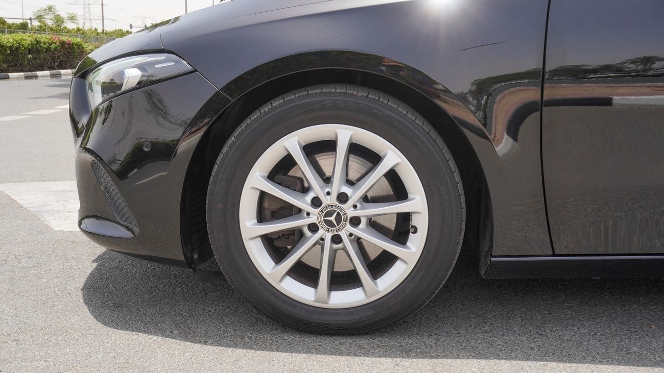 مرسيدس بنز A 220 KOREAN SPECS 2020!! NO PAINT!! NO ACCIDENT! IMMACULATE CONDITION