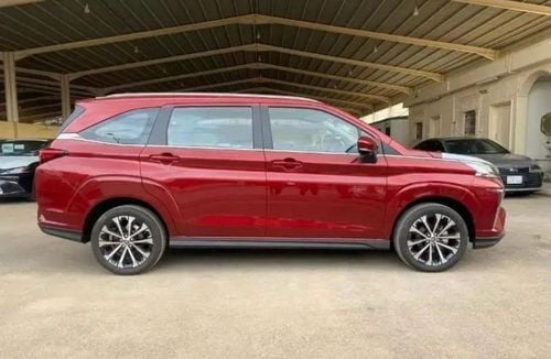 تويوتا فيلوز 7 SEATS 1.5L CVT FWD CUV PETROL ZERO KM 2025 MODEL