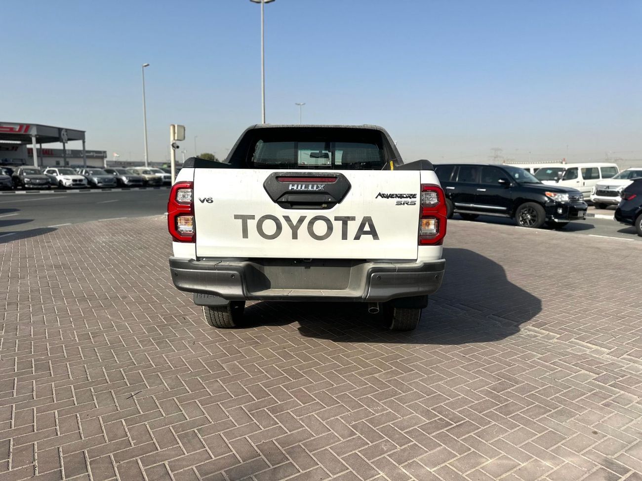 تويوتا هيلوكس Adventure 4.0L