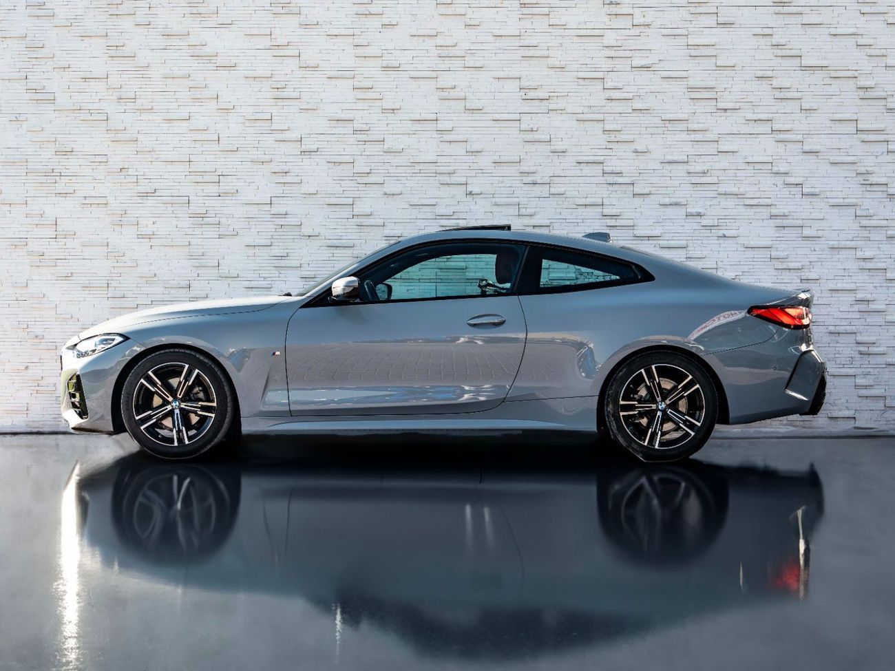 بي أم دبليو 420i