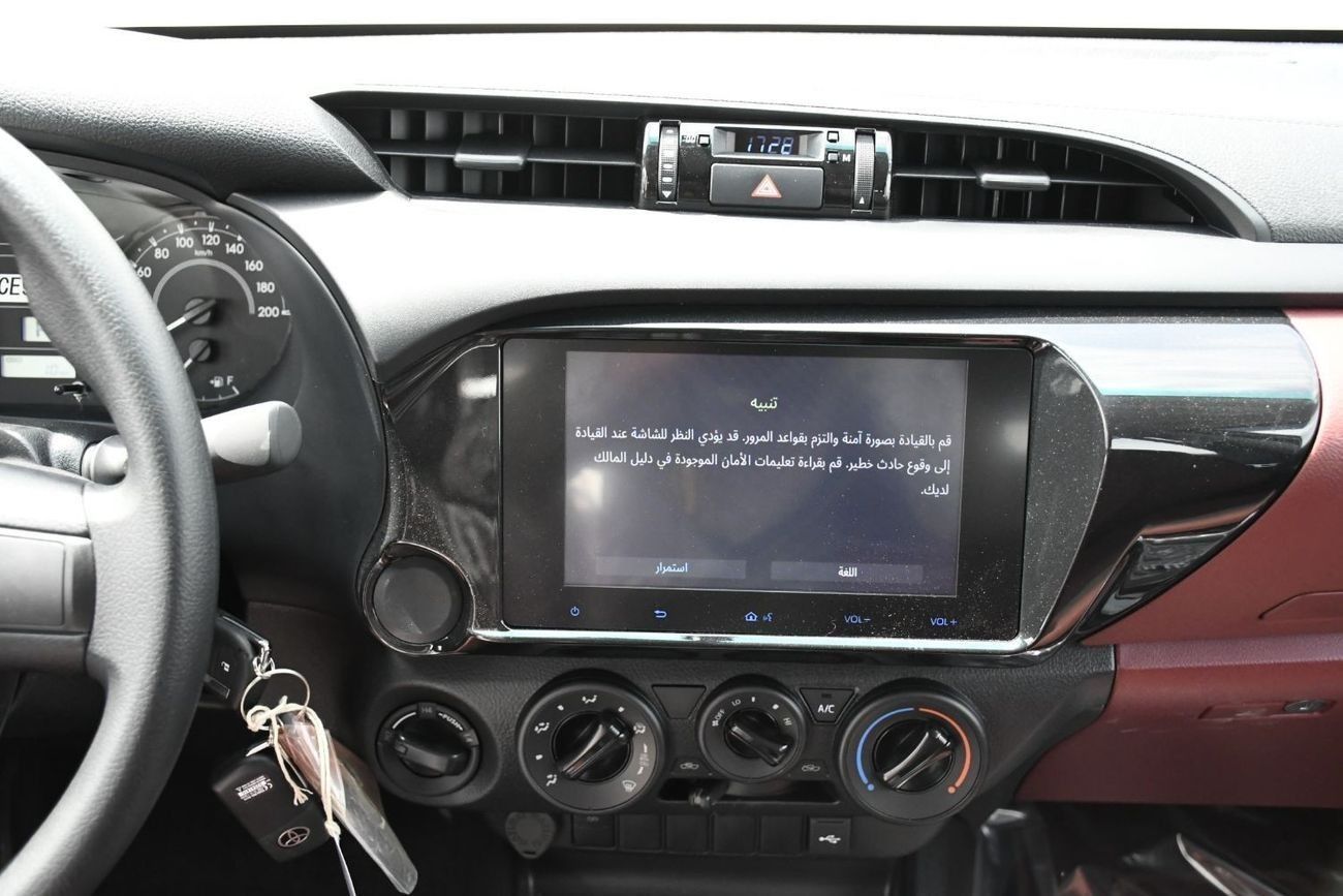 تويوتا هيلوكس 2.7L Automatic Basic option