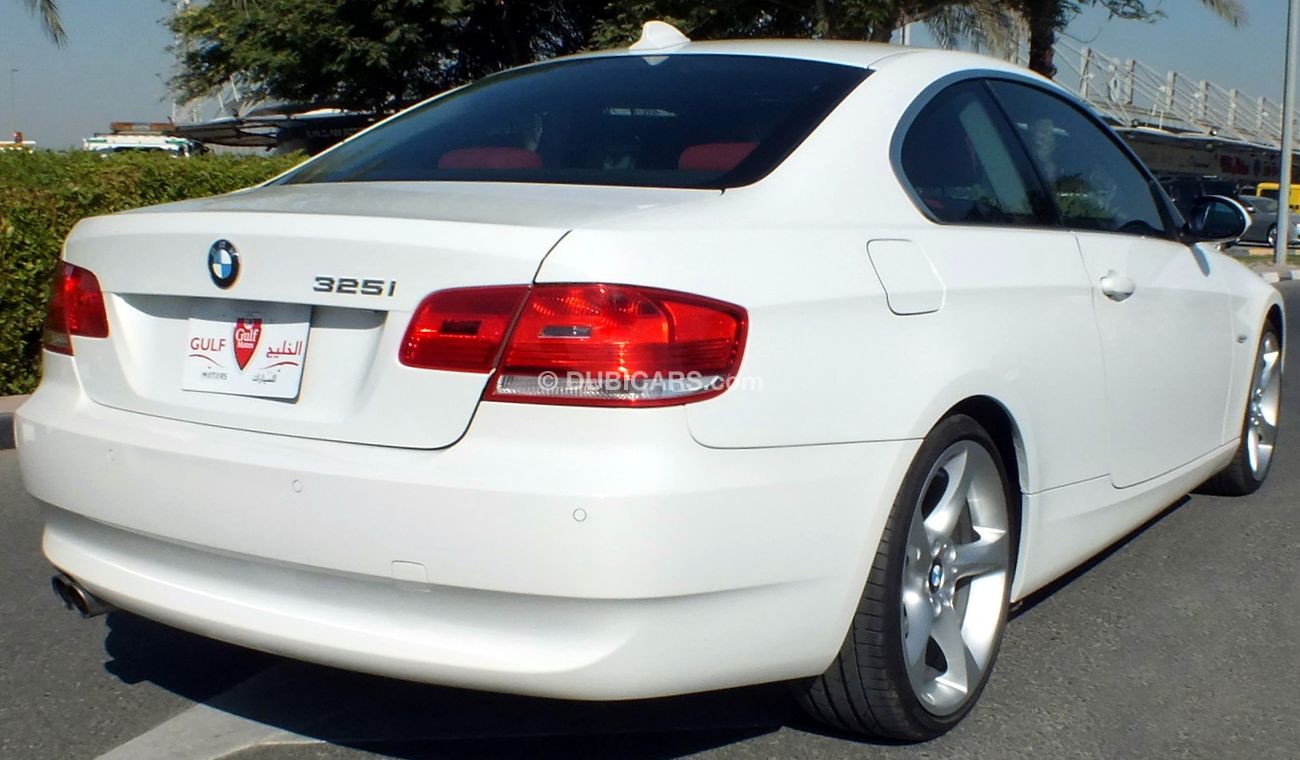 بي أم دبليو 325 i