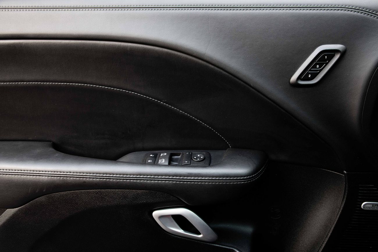 Dodge Challenger Challenger | 3,325 P.M | 0% Downpayment | R/T | V8 | Dodge Warranty + Service Contract til 2027!