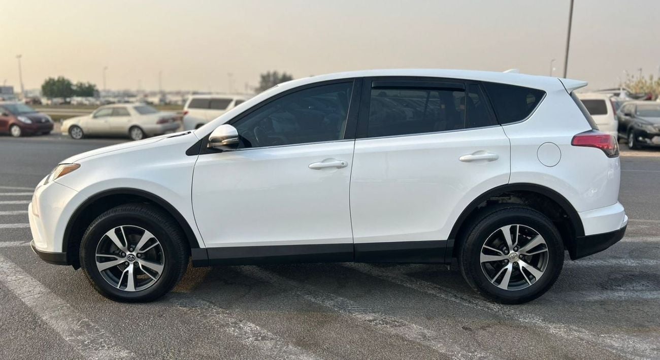 تويوتا راف ٤ 2018 Toyota Rav4 Full Option 2.5L V4 - BSM Radar - AWD 4x4 - Alloy Rim