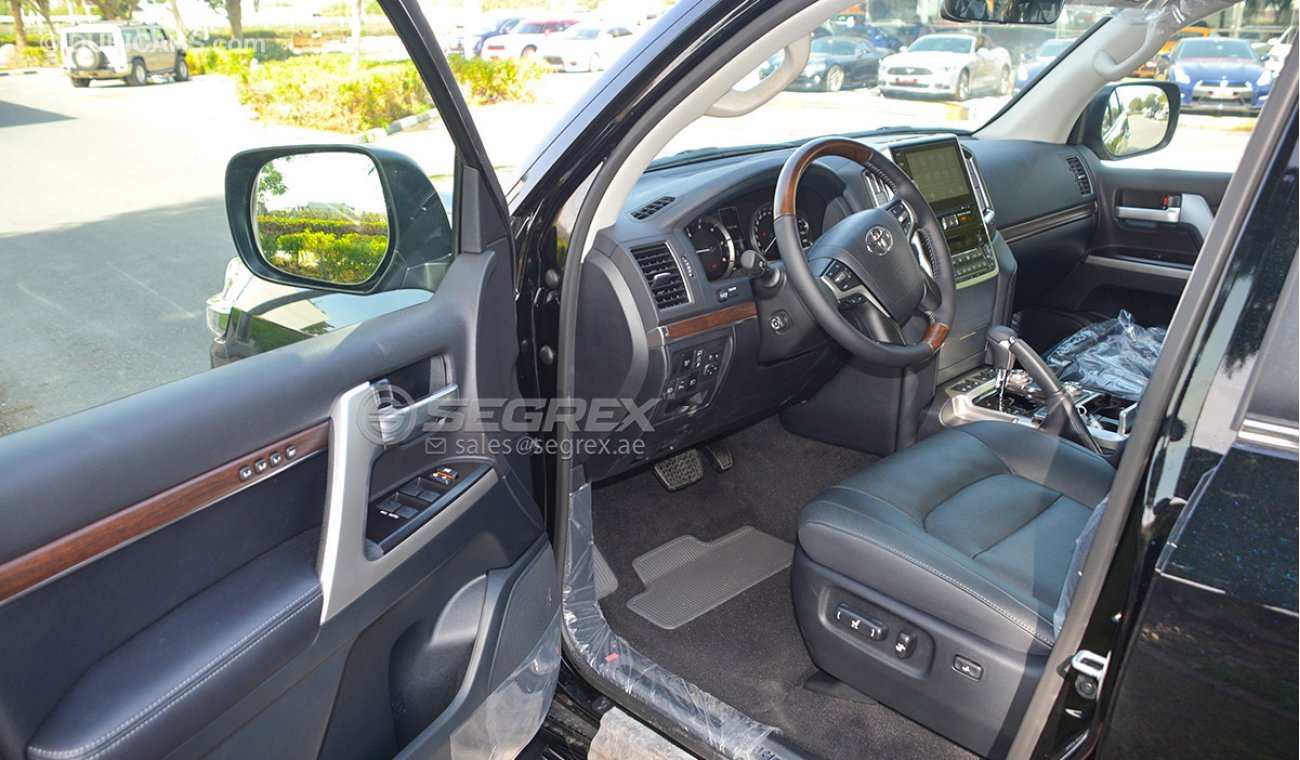 تويوتا لاند كروزر 2020YM VX 4.5L V8,Memory seat,Heated seats ,Special Offer,  عرض خاص