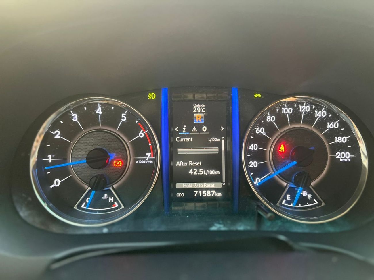 Toyota Fortuner 2019 Toyota Fortuner EXR 2.7 L V4 -AWD 4x4 - Rear CAM & Sensor - Cruise Control -  71000 km