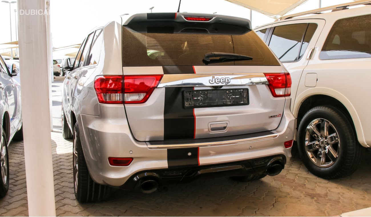 Jeep Grand Cherokee SRT8