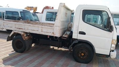 Mitsubishi Fuso Canter Tipper / gcc