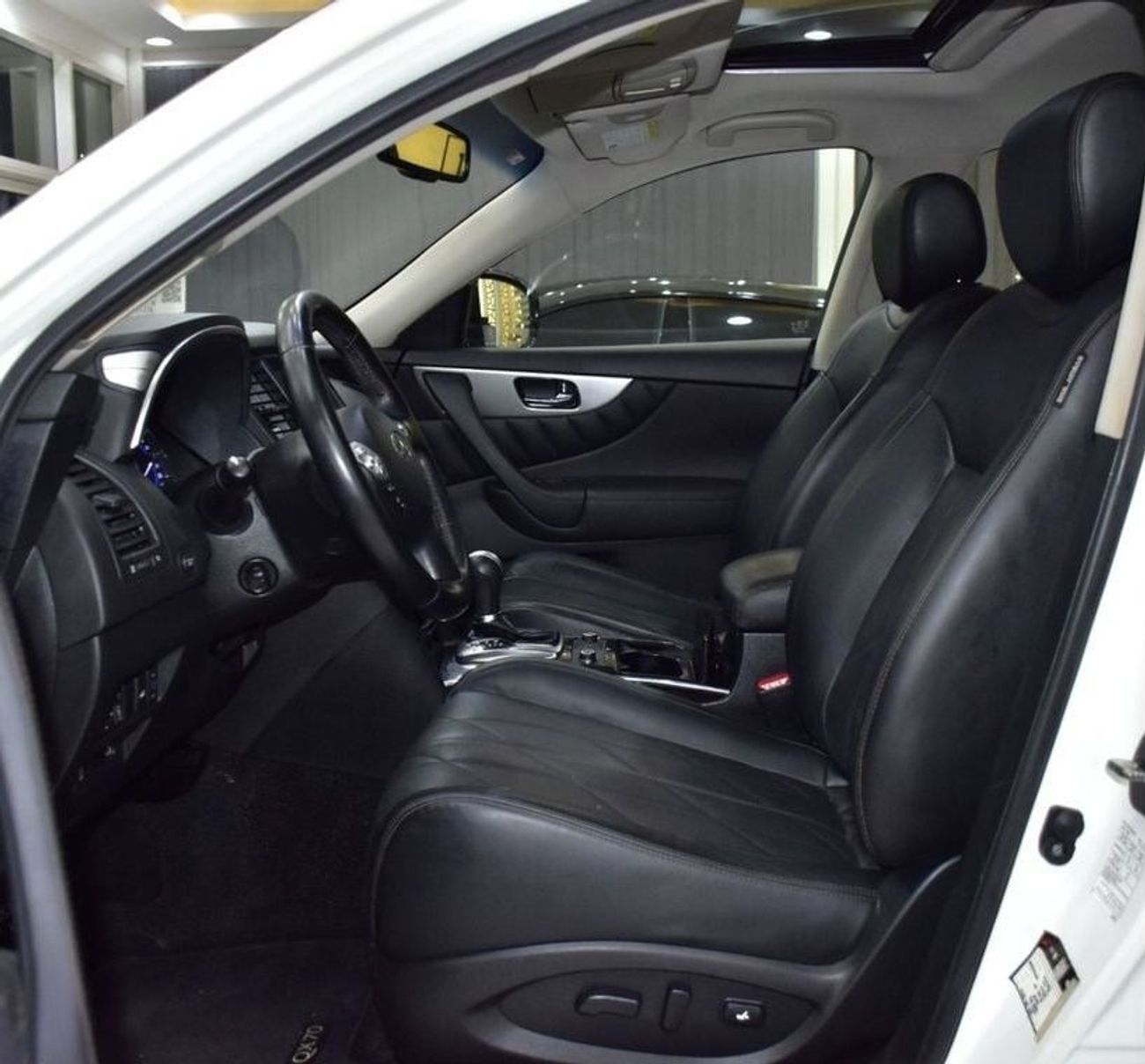 Infiniti QX70 EXCELLENT DEAL for our Infiniti QX70 ( 2020 Model ) in White Color GCC Specs