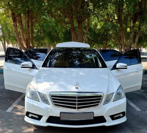 مرسيدس بنز E 250 Mercedes Benz E250 Avantgarde 2010 Excellent condition