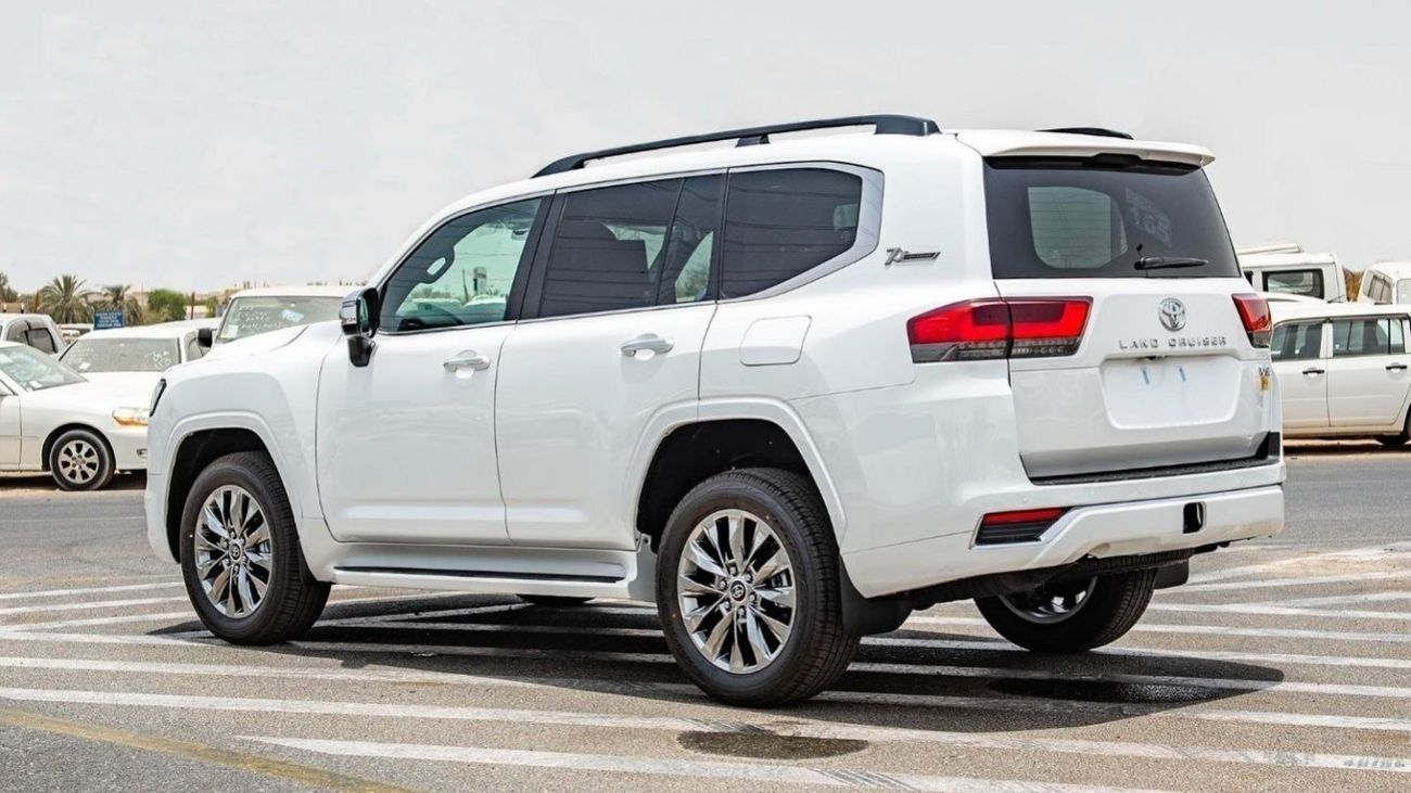 Toyota Land Cruiser LAND CRUISER LC 300 VXR 3.5L petrol MY2024 for export only