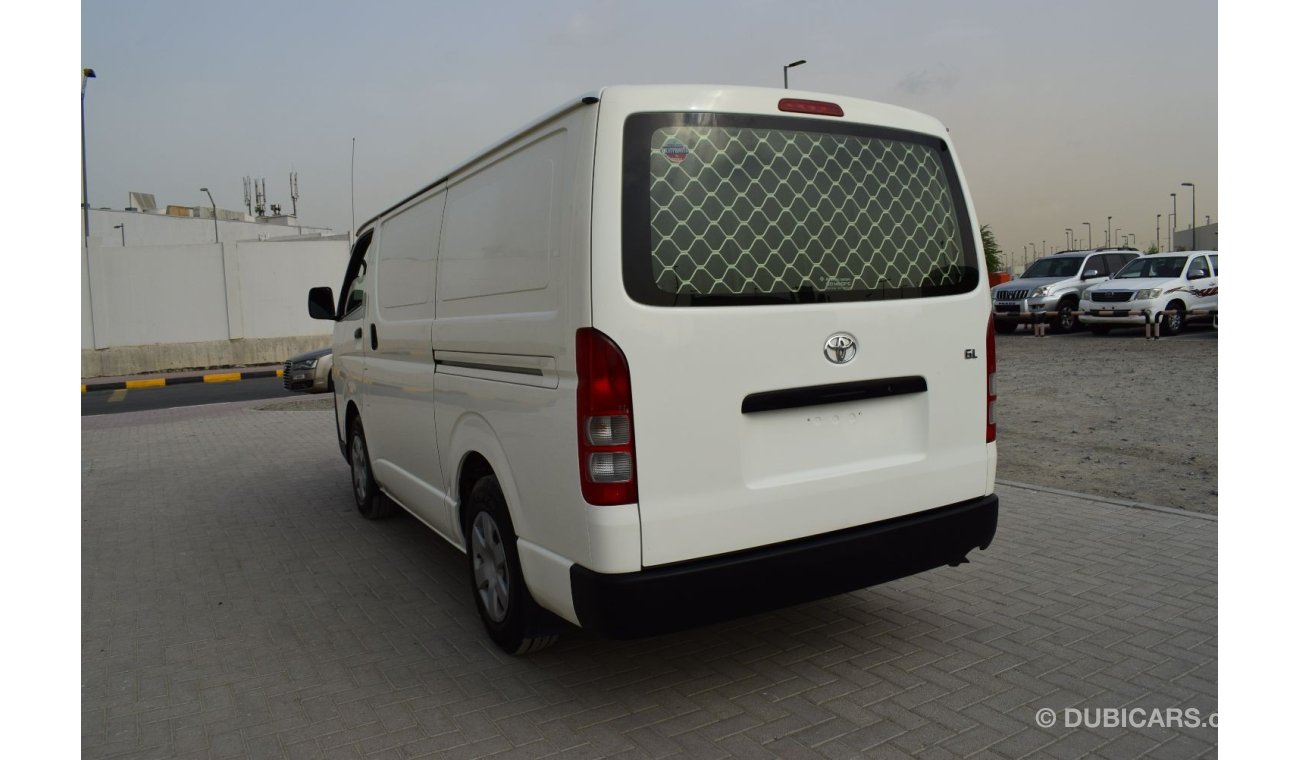 Toyota Hiace GL - Standard Roof Toyota Hiace std roof delivery van, model:2015. Excellent condition