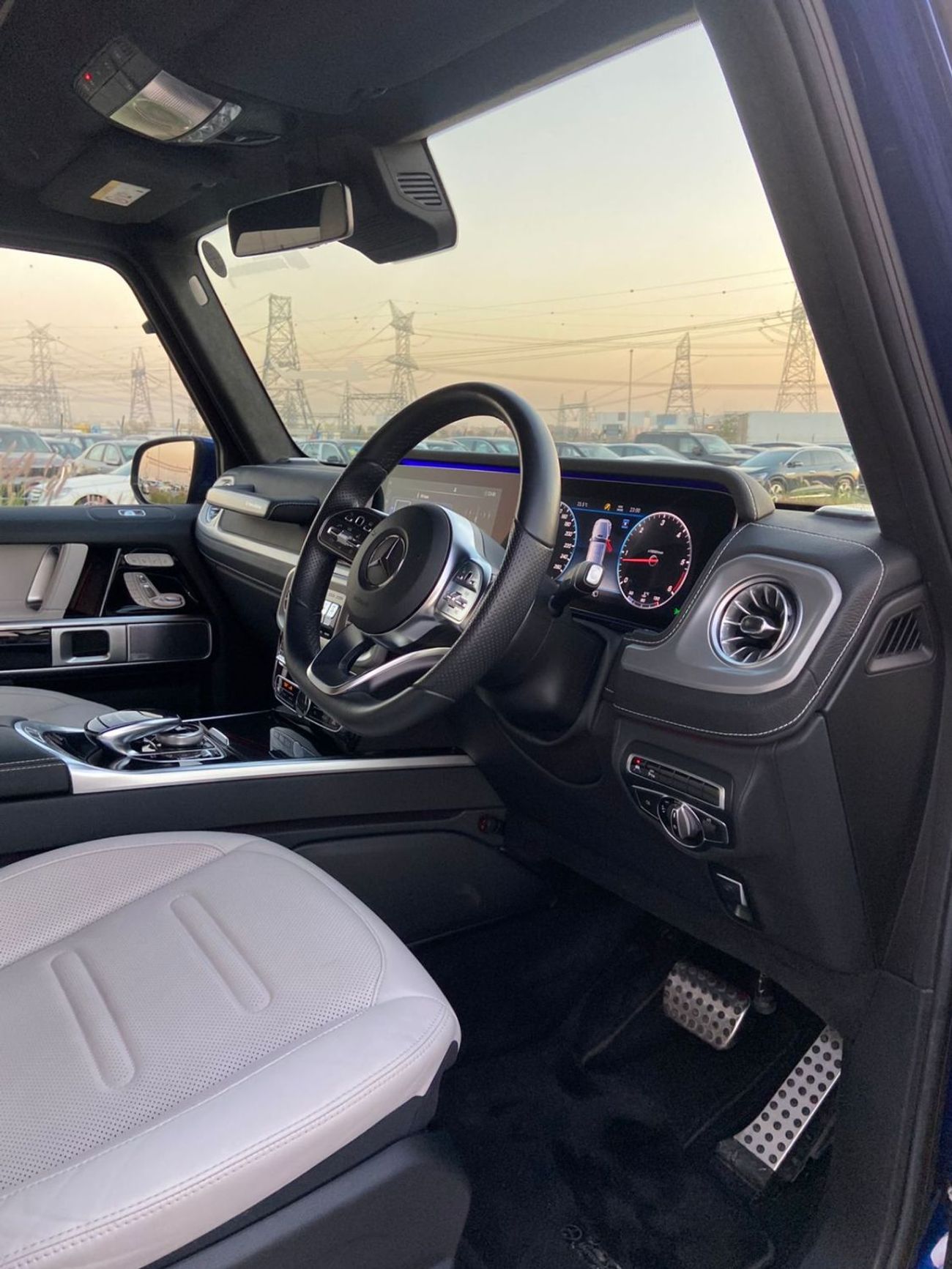 Mercedes-Benz G 400 d Japanese Specs RHD 2.9L Diesel Turbo Engine 4WD Automatic Gear 5 Seats 5 Doors
