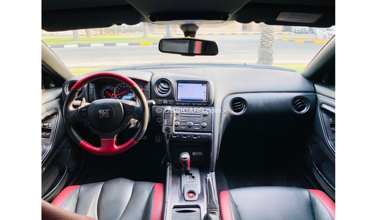 Nissan GTR NISSEN GTR 2013 BLACK EDITION